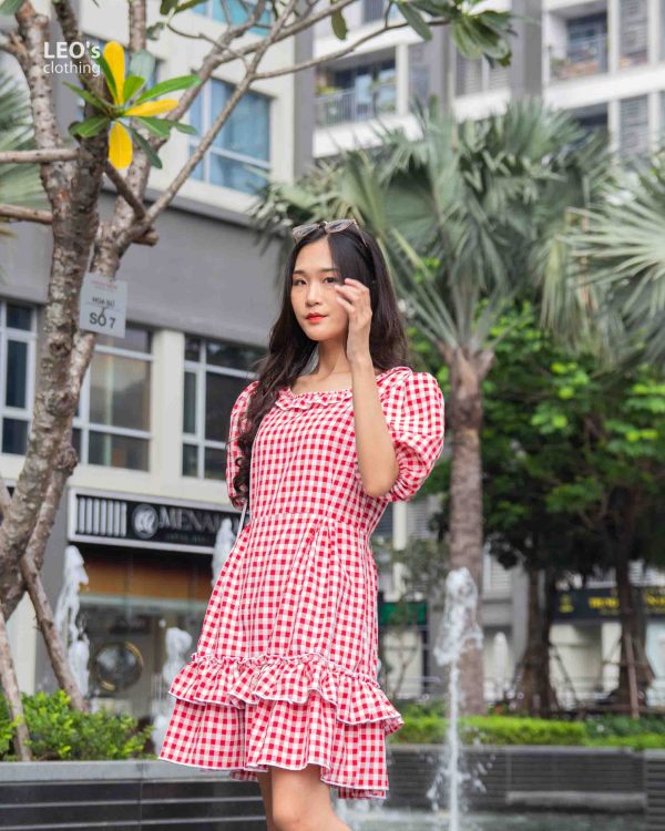 Đầm cổ tròn bèo đuôi cá LEO's clothing