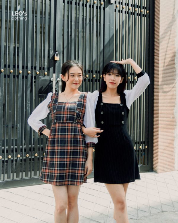 Đầm Cổ U Nút Tay Phối
