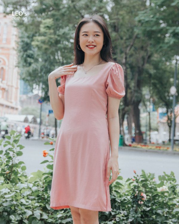 Đầm Cổ U Tay Ngắn Trơn